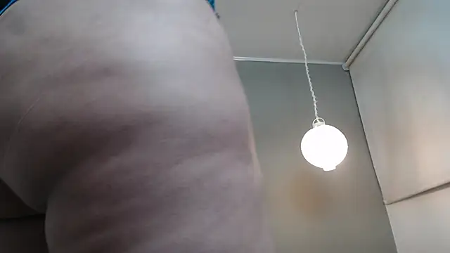 Elektrarosy online show from November 26, 2025, 11:05 pm