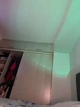 Samantafoxx  online show from April 9, 2026, 2:46 am