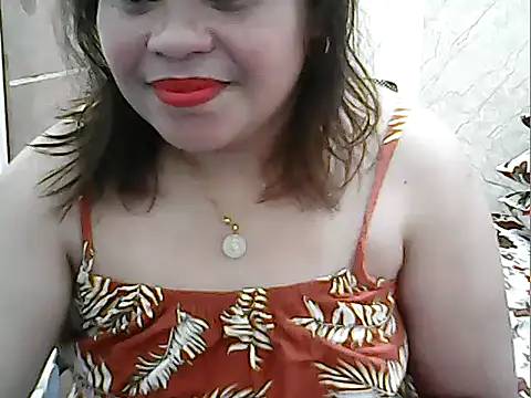 Snapshot of cutechubby chatting on February 5, 2026, 11:33 pm cutechubby online show from February 5, 2026, 11:33 pm