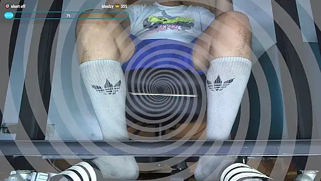 Snapshot of Alphacashmaster777 chatting on December 17, 2025, 2:44 pm Alphacashmaster777 online show from December 17, 2025, 2:44 pm