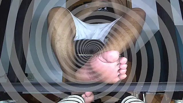 Snapshot of Alphacashmaster777 chatting on December 15, 2025, 3:29 pm Alphacashmaster777 online show from December 15, 2025, 3:29 pm