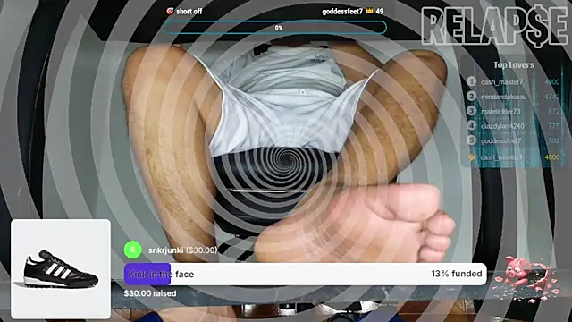 Snapshot of Alphacashmaster777 chatting on February 16, 2026, 8:40 pm Alphacashmaster777 online show from February 16, 2026, 8:40 pm