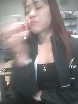 tieutam122 online show from February 8, 2026, 3:04 am