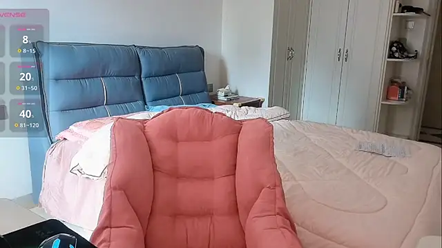 Huiwen163 online show from December 16, 2025, 4:28 am