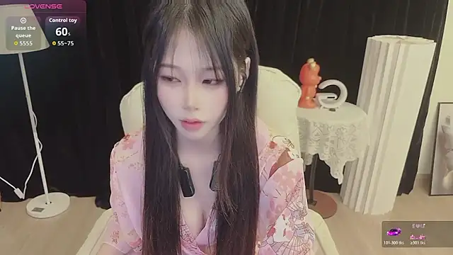 -Annababy online show from May 25, 2026, 5:33 pm