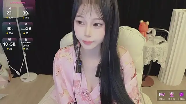 -Annababy online show from June 26, 2026, 2:01 pm