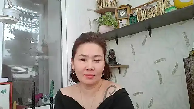 Snapshot of Nettie_Allie chatting on February 3, 2026, 11:04 am Nettie Allie online show from February 3, 2026, 11:04 am