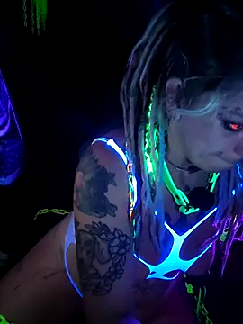 Horny hippie online show from November 17, 2025, 12:14 am