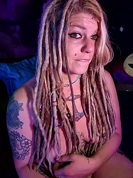 Horny hippie online show from December 23, 2025, 8:02 am