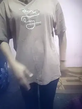 Juliekhan 98 online show from December 4, 2025, 8:24 am