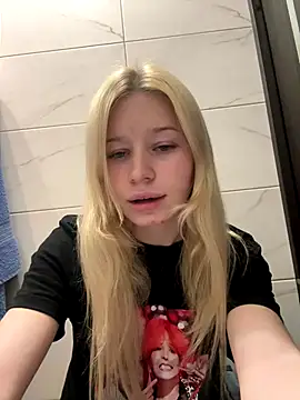 Barbie Blondie online show from January 5, 2026, 9:07 pm