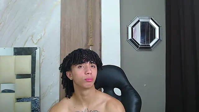 kim curlyy online show from May 24, 2026, 5:13 pm