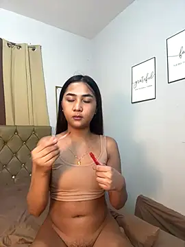 Diannellove online show from December 14, 2025, 9:37 am