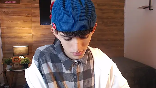 Michaelkoiv online show from March 28, 2026, 11:44 am