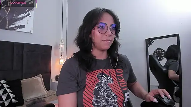 Scarlett musik online show from February 8, 2026, 4:21 am