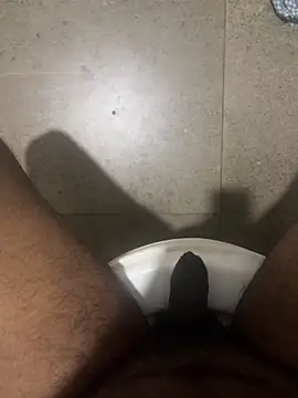 jare692001 online show from December 4, 2025, 6:18 pm