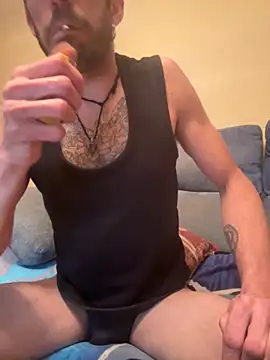 Snapshot of dura87 chatting on November 25, 2025, 11:59 pm dura87 online show from November 25, 2025, 11:59 pm