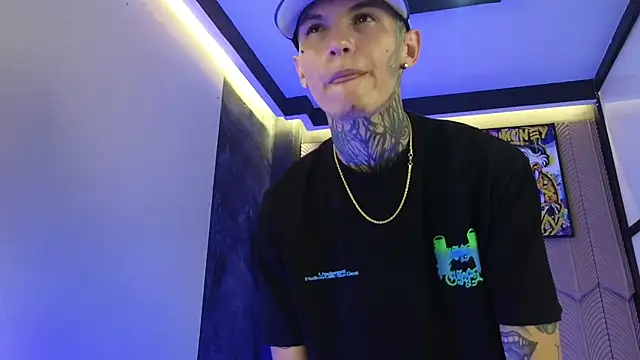 Paulo 527 online show from February 16, 2026, 8:51 pm