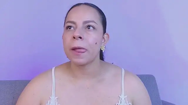 Snapshot of jimena_chic1 chatting on July 20, 2026, 6:10 pm jimena chic1 online show from July 20, 2026, 6:10 pm