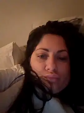 Snapshot of Masssimato chatting on November 26, 2025, 2:44 am Masssimato online show from November 26, 2025, 2:44 am