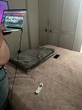 sincara35 online show from November 27, 2025, 3:12 pm