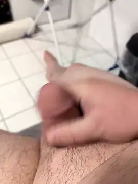 xxxPhilipxxx online show from April 13, 2026, 4:05 am