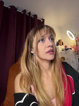   PrettyWoman   online show from November 30, 2025, 11:27 pm