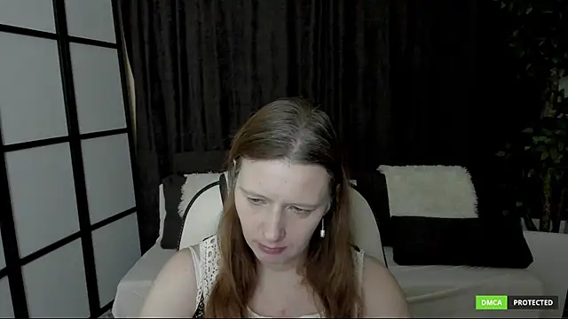 KathrineMeyer online show from December 16, 2025, 2:27 am