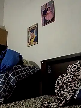 DelusoryCobnut online show from November 30, 2025, 9:10 am