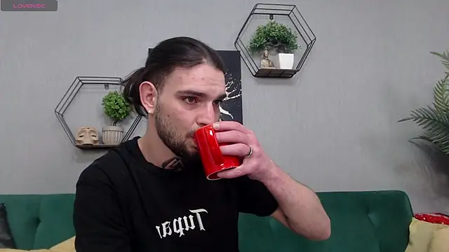 KaneHunter online show from April 9, 2026, 8:04 pm