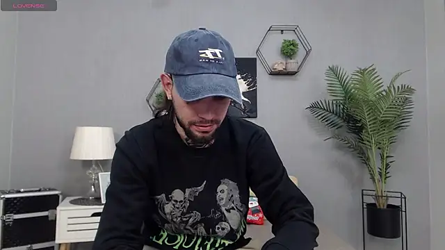 KaneHunter online show from February 25, 2026, 9:14 pm