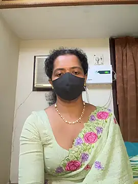 TeddyLover5 online show from April 14, 2026, 5:51 pm