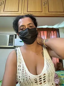 TeddyLover5 online show from May 13, 2026, 9:27 am