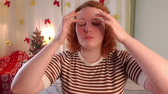 GwendaWhetham online show from December 16, 2025, 11:03 am