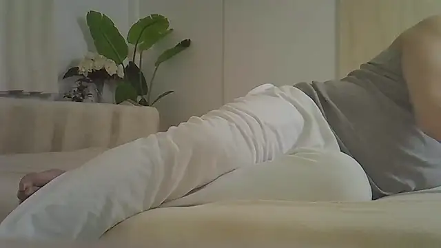 kyono-iyashi online show from December 15, 2025, 2:23 pm