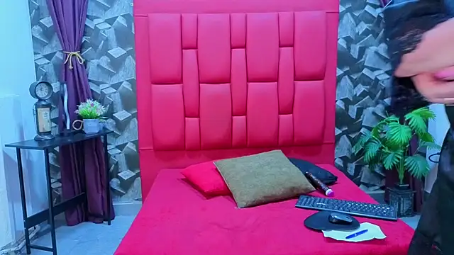 Snapshot of marla_daze chatting on February 14, 2026, 12:05 pm marla daze online show from February 14, 2026, 12:05 pm