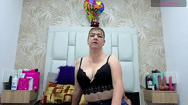Snapshot of marla_daze chatting on April 2, 2026, 11:39 am marla daze online show from April 2, 2026, 11:39 am