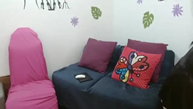 Snapshot of Angel_Naye chatting on May 13, 2026, 12:12 pm Angel Naye online show from May 13, 2026, 12:12 pm
