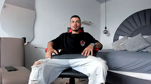 MatthewCullen online show from April 1, 2026, 9:01 pm