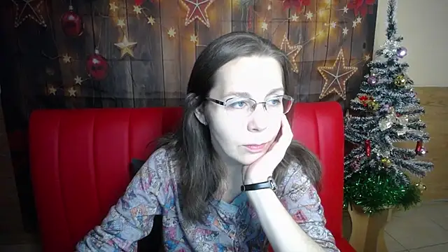 DaisyEdit online show from December 21, 2025, 6:15 am