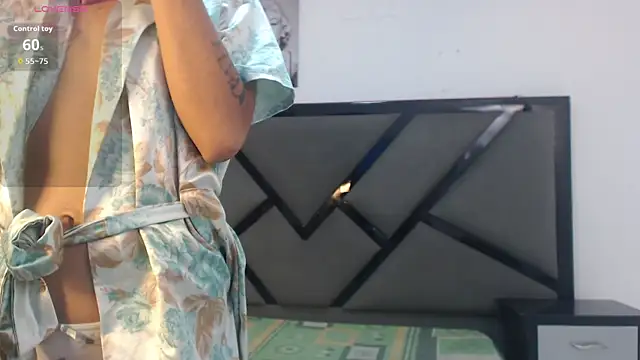 Kittysweett1 online show from December 18, 2025, 7:40 pm