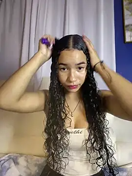 ZoeyFierce online show from May 17, 2026, 1:11 pm