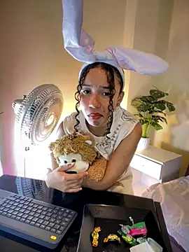 ZoeyFierce online show from November 29, 2025, 2:50 pm