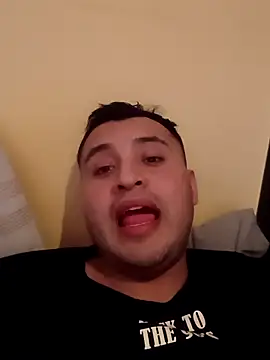 Snapshot of nene_Mr chatting on January 7, 2026, 10:26 pm nene Mr online show from January 7, 2026, 10:26 pm