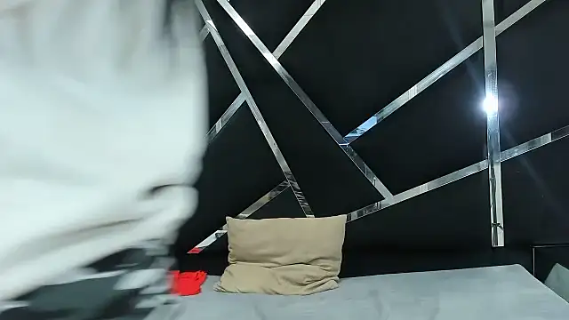 Alyssa Noah online show from January 11, 2026, 3:13 am