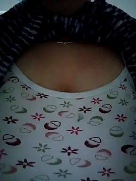 CuteBahar online show from November 29, 2025, 3:34 pm