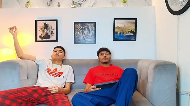 COUPLES BOYS online show from February 24, 2026, 1:28 am