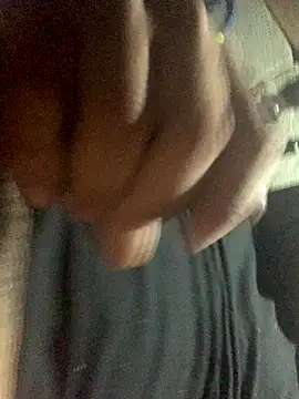 rectaluis7 online show from December 22, 2025, 4:34 am