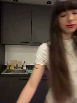 Sugarbellax online show from March 5, 2026, 5:20 pm