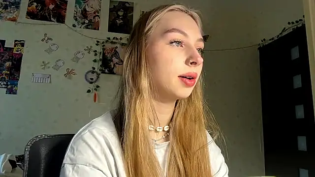 Snapshot of AmandaVyhnal chatting on November 28, 2025, 11:43 am AmandaVyhnal online show from November 28, 2025, 11:43 am